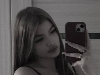 hot webcam slut LoraineLutton