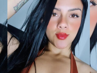 cam girl playing with dildo LulyLiz