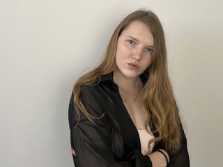 erotic webcam MadalineMosman