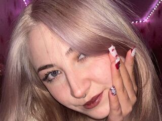 kinky video chat performer MelitaHogston