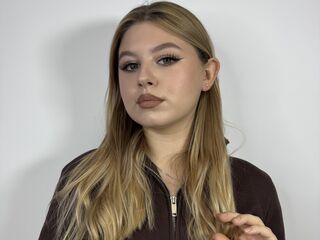 chat room live cam MercedesVaught