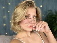 kinky webcam model MilaMelson