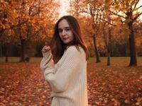 naughty webcamgirl MillisaTravel