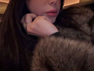 camwhore masturbating with vibrator Mimiella