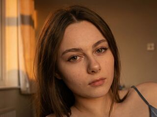 naked girl with webcam masturbating with dildo MireyaElowen