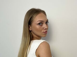 girl webcamsex MiyokoShimsky