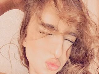 naughty web cam MyraRidler
