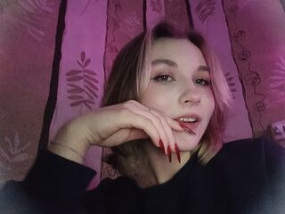 cam hooker chatroom NancyRoysse