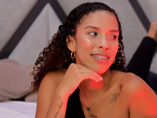 camwhore shaved pussy NicoleBakker