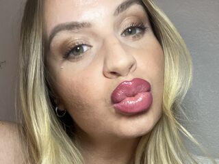 free live webcam sex PeachyyBunnyy