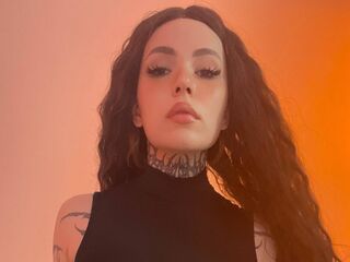 camgirl playing with dildo RavenWinx