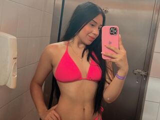 free nude webcam RoxanneBlair