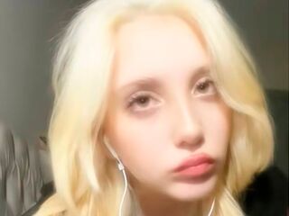 fingering camgirl picture RubiAntonakos