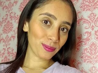 cam girl masturbating with vibrator ScarlettMonns