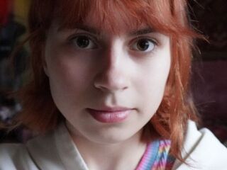 chat live cam SerafinaGoettl