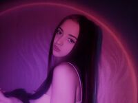 camgirl showing tits ShantellSaville