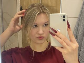 adult cam live SkyeDavi