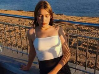 chatroom web cam SuziBarringer