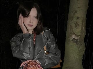 naked cam chatroom ThomasinaVanabel