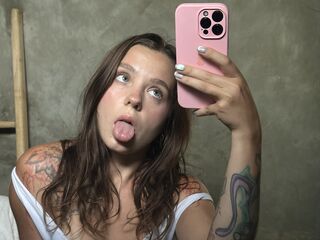 hot cam girl TomikaLuczki