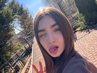 girl chatroom ValarieZohn