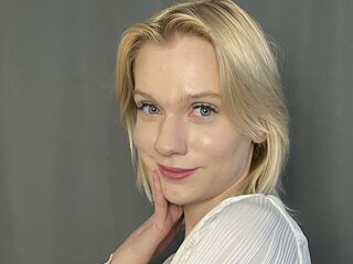 naked girl with webcam masturbating YerWhooley